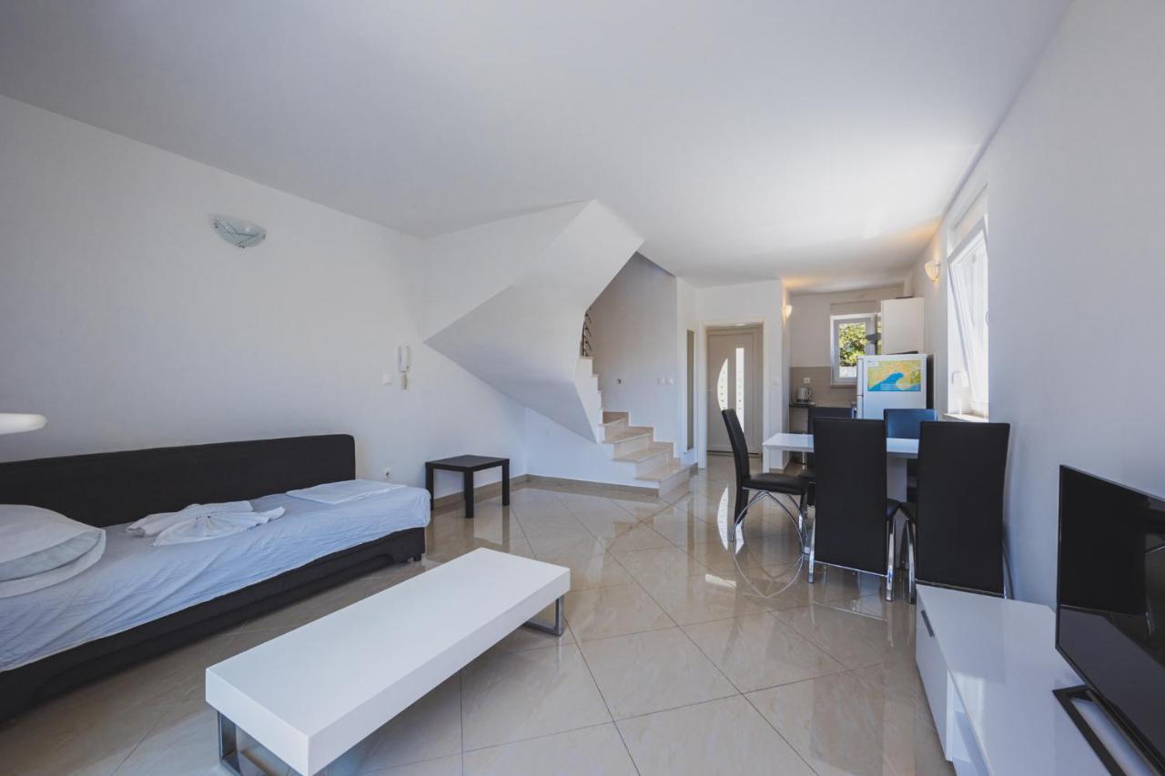 Apartments Lemon 诺瓦利娅 外观 照片